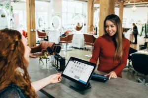 智慧零售 iSeek 訂閱制 AI 人臉辨識服務